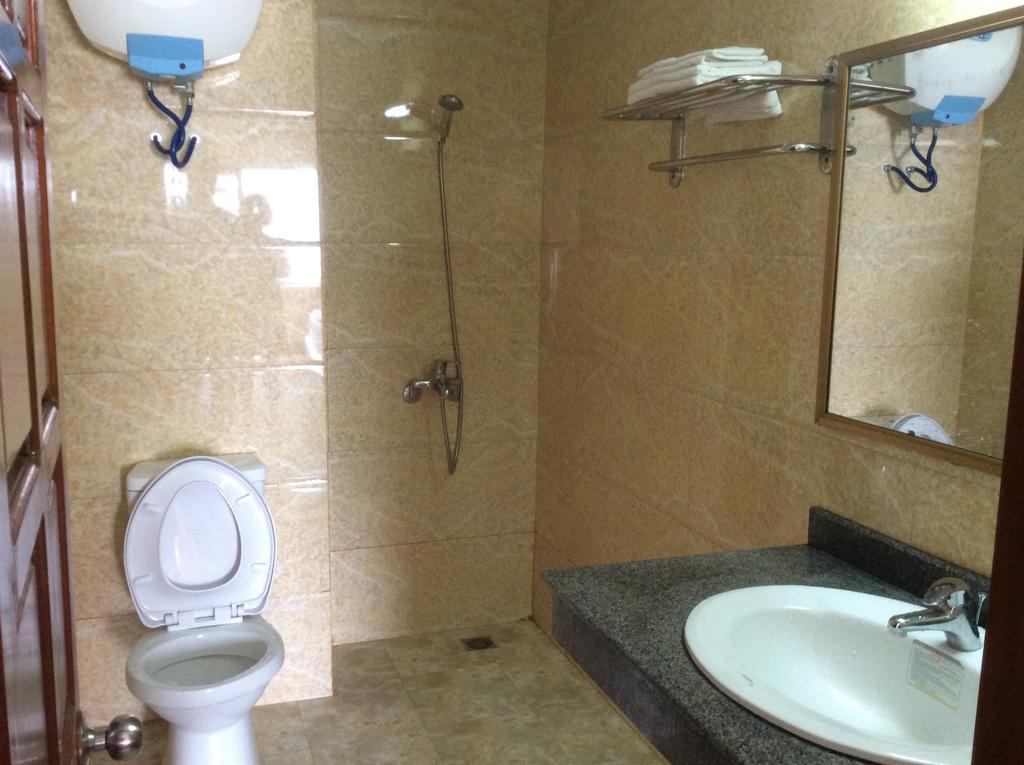 Ngoc Mai Hotel Ha Long Værelse billede